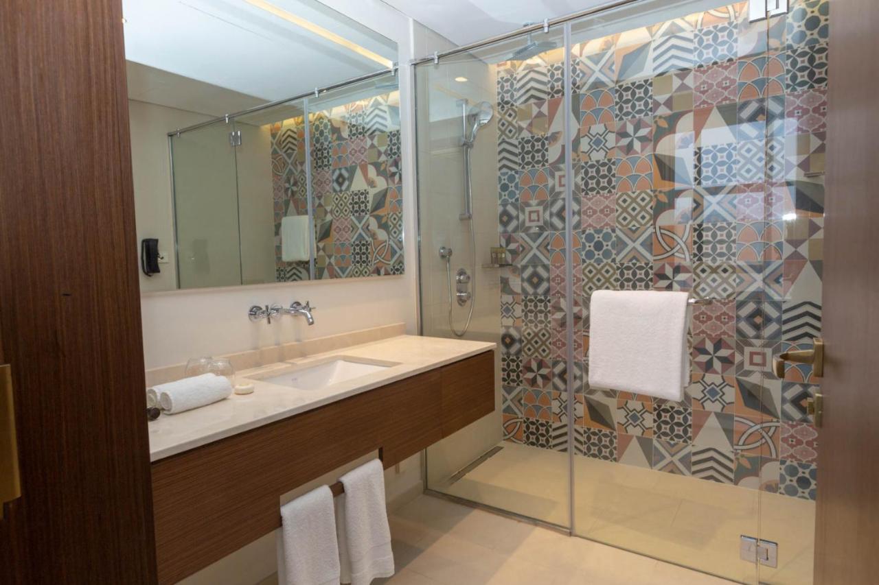 Tilal Riyadh Luaran gambar